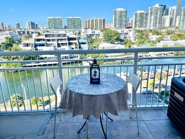 Coastal Towers, 400 Kings Point Dr #826, Sunny Isles Beach, Florida 33160, image 2