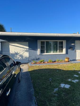 Sunrise Golf Village, 6761 NW 29th St, Sunrise, Florida 33313, image 2