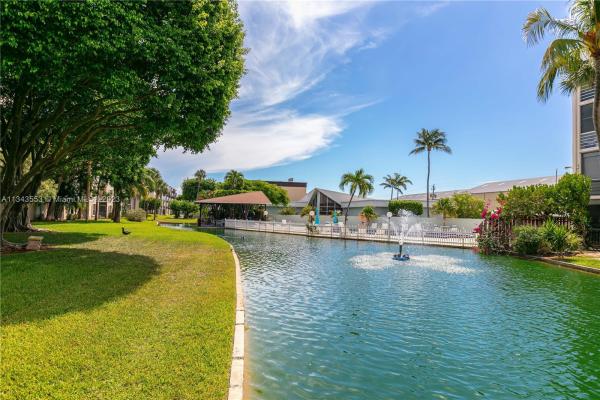 Hidden Harbour Of The Palm Beaches, 890 N Federal Hwy #305, Lantana, Florida 33462, image 1