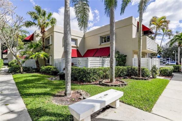 Arbor Courts At Jacaranda, 561 NW 98th Ave, Plantation, Florida 33324, image 1