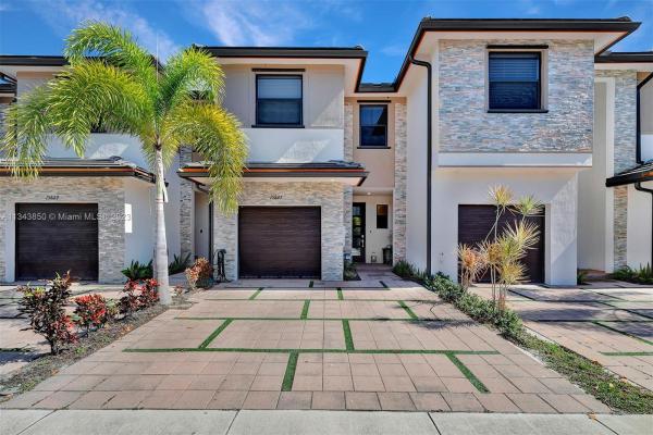 Satori, 15827 NW 91st Ct, Miami Lakes, Florida 33018, image 2