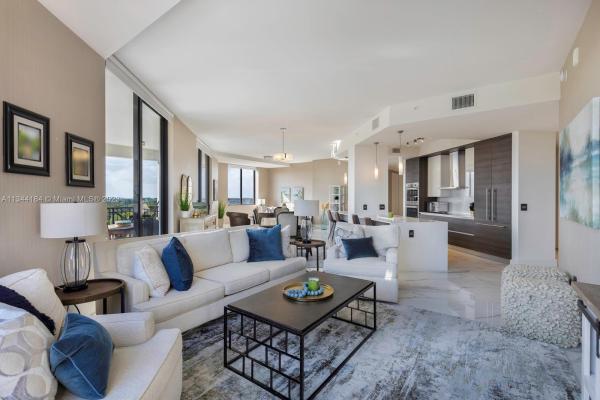 Merrick Manor, 301 Altara Ave #LPH914, Coral Gables, Florida 33146, image 2