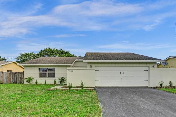 Saddlebrook, 9055 Saddlecreek Dr, Boca Raton, Florida 33496, image 1
