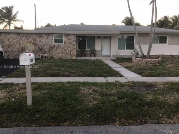 Lauderdale Golf Estates, 5041 SW 11th St, Plantation, Florida 33317, image 1