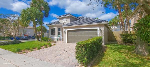 Normandy At Pembroke Lakes, 9929 NW 19th St, Pembroke Pines, Florida 33024, image 1