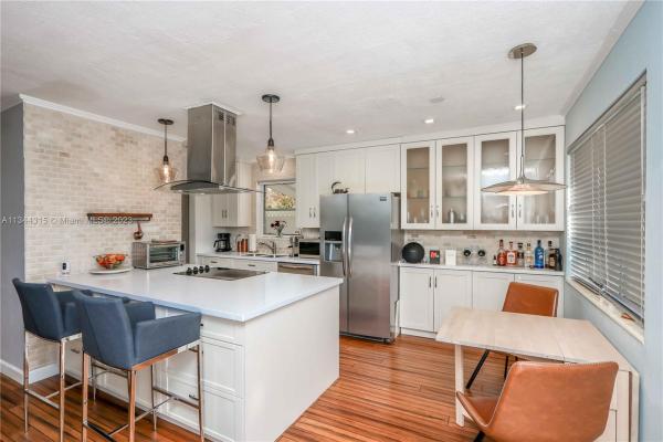 Pine Tree Manor, 19310 Christmas Rd, Cutler Bay, Florida 33157, image 2