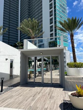 Paramount Miami Worldcenter, 851 NE 1st Ave #CABANA #7, Miami, Florida 33132, image 2