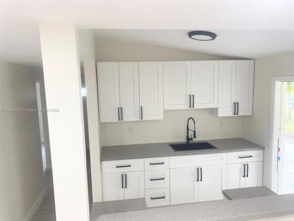 Gramercy Park, 5285 Harriet Pl, West Palm Beach, Florida 33407, image 1