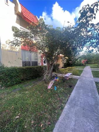 The Arbour, 270 NE 141st St #3-A, Golden Glades, Florida 33161, image 1