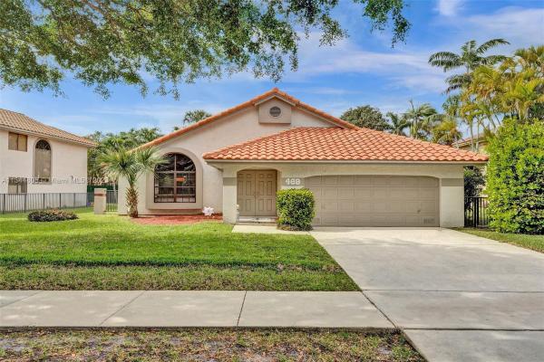 Starlight Cove, 469 NW 38th Ave, Deerfield Beach, Florida 33442, image 2