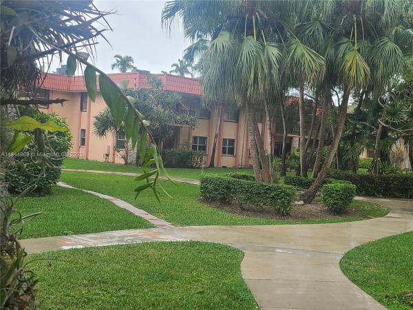 Kendallwood Villas, 10401 SW 108th Ave #145, Kendall, Florida 33176, image 1
