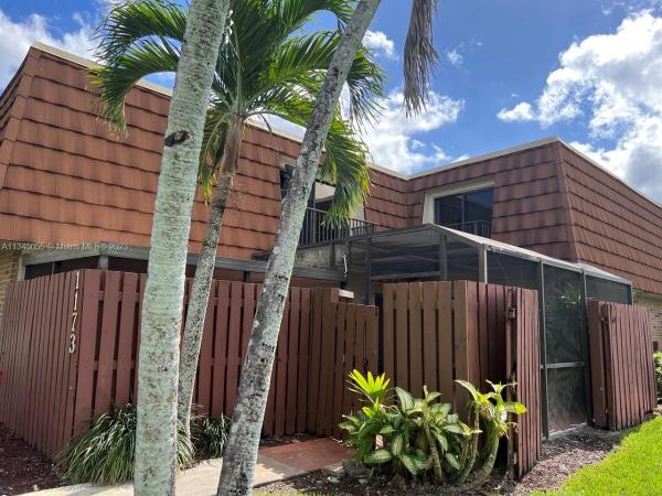 Village At Lake Pine, Davie, Florida 33325, image 2