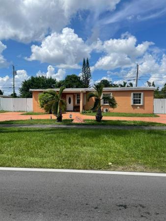 Westwood Lakes Residential, 11455 SW 47th Ter, Westwood Lakes, Florida 33165, image 2