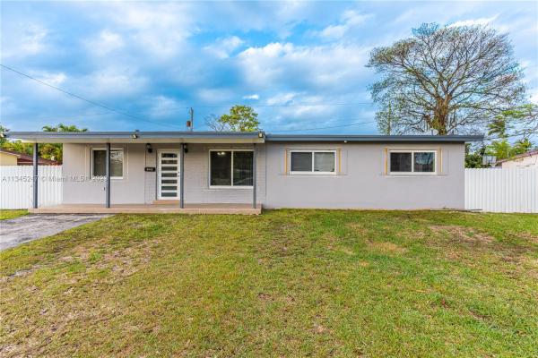 Cutler Ridge Manor Estates, 9845 SW 197th St, Cutler Bay, Florida 33157, image 1