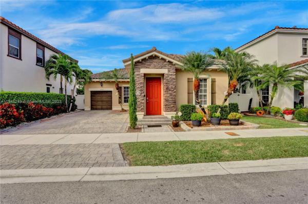 Kendall Commons Residential, 16985 SW 90th Ter, The Hammocks, Florida 33196, image 1