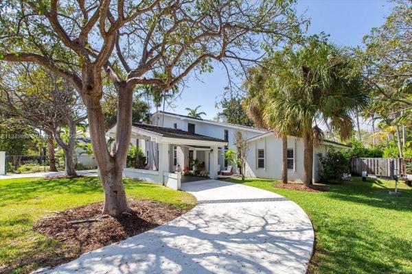 Kings Bay, 14560 Sailfish Dr, Coral Gables, Florida 33158, image 1