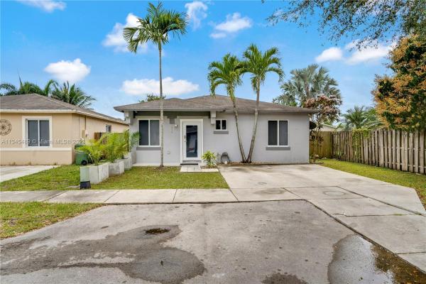 Kings Place, 1616 SW 3rd St, Homestead, Florida 33030, image 1