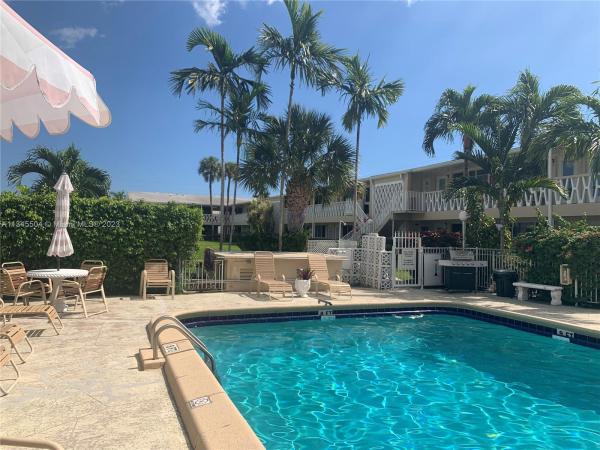Berkeley Diplomat, 900 Atlantic Shores Blvd #223, Hallandale Beach, Florida 33009, image 1