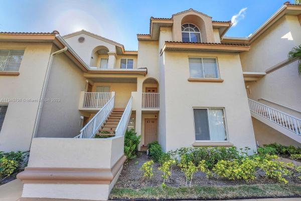The Sterling Villages Of Palm Beach Lakes, 20202 Glenmoor Dr, West Palm Beach, Florida 33409, image 1