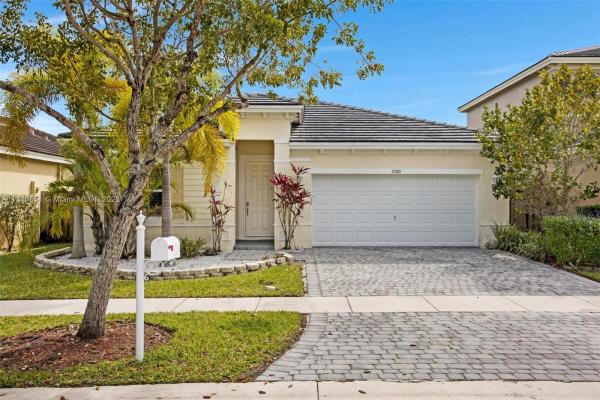 Antigua At Oasis, 3380 NE 2nd St, Homestead, Florida 33033, image 1