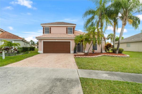 Saratoga Lakes, 132 Derby Ln, Royal Palm Beach, Florida 33411, image 2