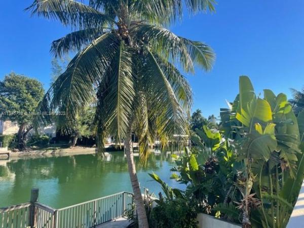 The Castille, 4011 N Meridian Ave #21, Miami Beach, Florida 33140, image 1