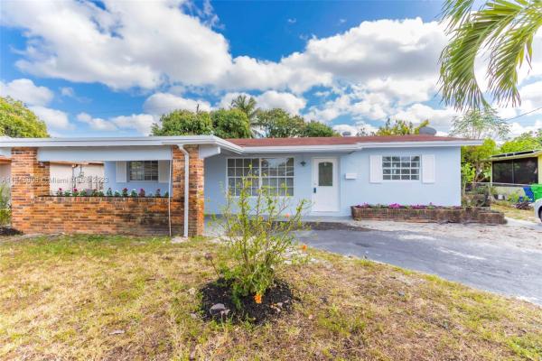 Sunrise Golf Village, 5820 NW 14th Ct, Sunrise, Florida 33313, image 2