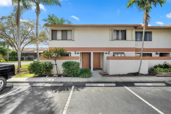 Townhomes At Orange Drive, 4321 SW 70th Ter #4321, Davie, Florida 33314, image 1