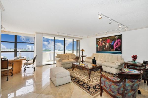 1000 Island Boulevard, 1000 W Island Blvd #1402, Aventura, Florida 33160, image 2
