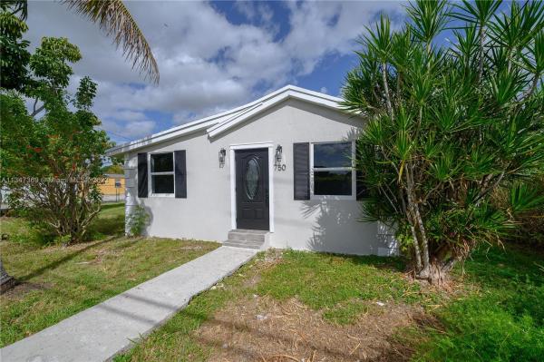 Sunnyland Park, 750 NW 14th St, Florida City, Florida 33034, image 2
