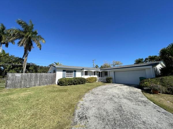 Palmetto Country Club Estates, 9741 SW 157th Ter, Palmetto Estates, Florida 33157, image 2