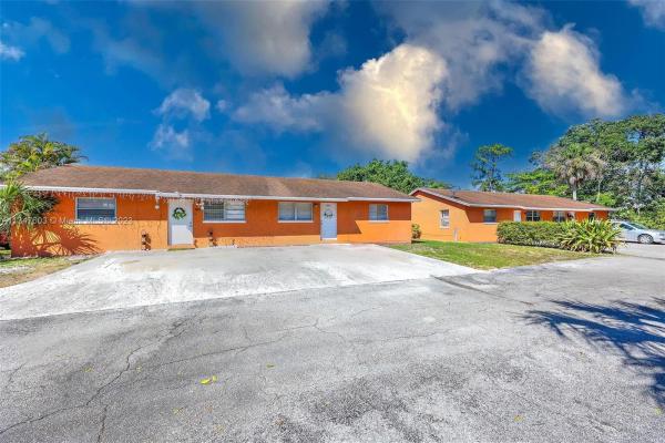 Royal Palm Estates, 5655 Mango Rd, West Palm Beach, Florida 33413, image 1