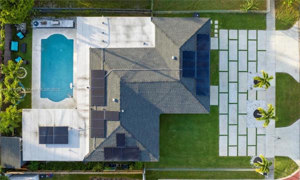 Carl Byoir, 16100 NE 9th Ct, North Miami Beach, Florida 33162, image 1