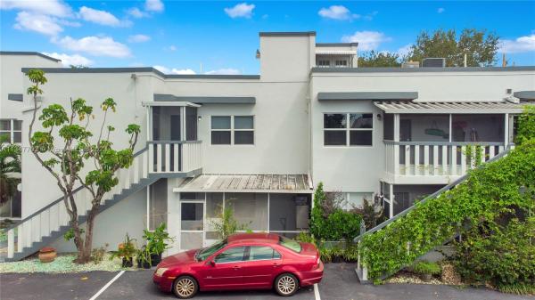 Delwood, 2646 Polk St #18, Hollywood, Florida 33020, image 1