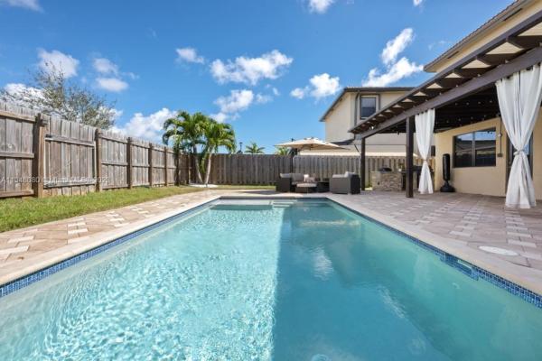 Silver Palms Southwest, 11809 SW 240th Ter, Princeton, Florida 33032, image 1