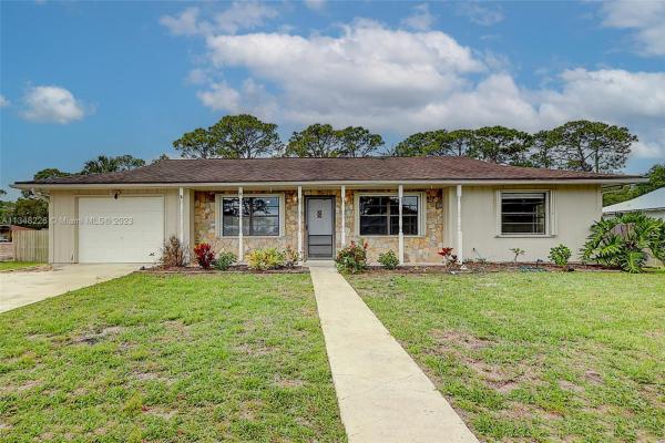 Indian River Estates, 4709 Pinetree Dr, Fort Pierce, Florida 34982, image 2