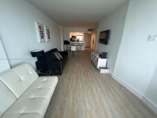 Roney Palace, 2301 Collins Ave #927, Miami Beach, Florida 33139, image 1