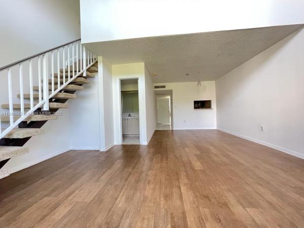 Dadeland Grove, 6886 N Kendall Dr #D403, Pinecrest, Florida 33156, image 1