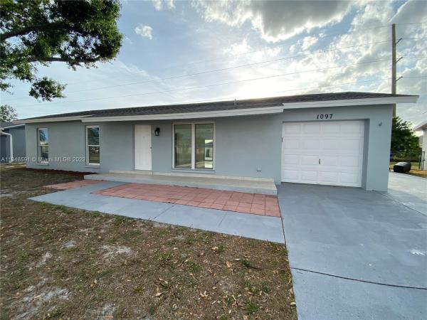 Ridgeway, 1097 Lovely, Fort Myers, Florida 33903, image 1