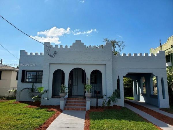 Grapeland, 2510 SW 16th St, Miami, Florida 33145, image 1