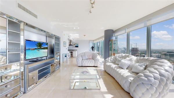 Blue On The Bay, 601 NE 36th St #2801, Miami, Florida 33137, image 1