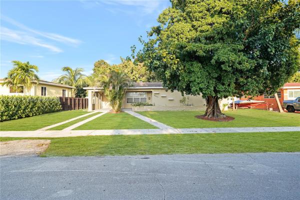 Norwood, 18931 NW 11th Ave, Miami Gardens, Florida 33169, image 2