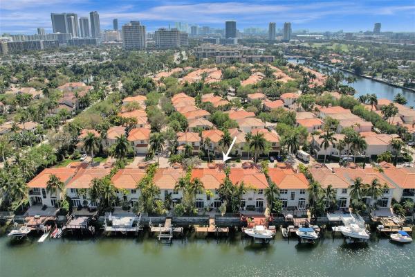 Edgewater, 1071 Waterside Ln, Hollywood, Florida 33019, image 1