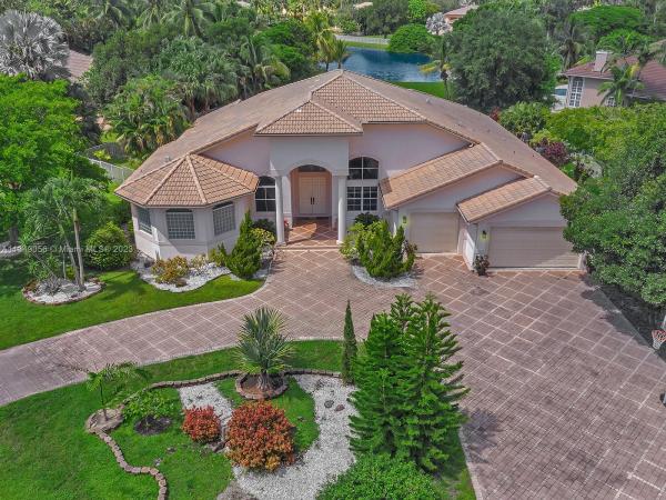 Emerald Springs Estates, 2101 SW 131st Ter, Davie, Florida 33325, image 1