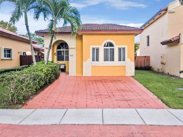 Meghans Place, 2523 NE 41st Ave, Homestead, Florida 33033, image 1