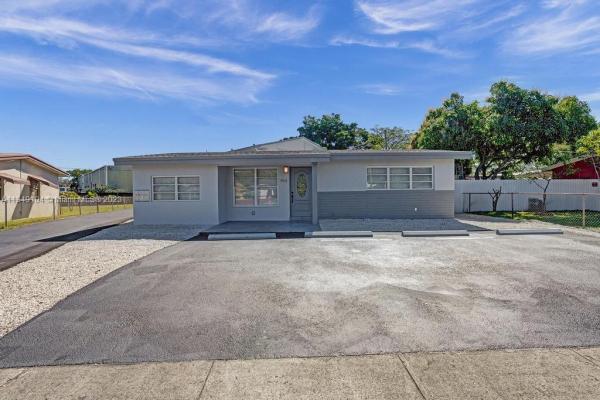 Brendale Heights, 912 SW 22nd Ave, Fort Lauderdale, Florida 33312, image 1