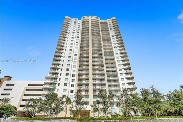 Duo East, 1755 E Hallandale Beach Blvd #405E, Hallandale Beach, Florida 33009, image 1