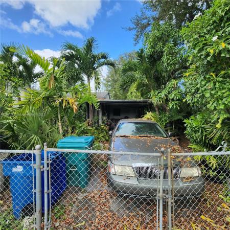 Hialeah Heights, 3133 NW 60th St, Brownsville, Florida 33142, image 2