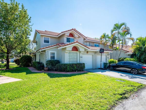 Fairway Views, 7548 Pinewalk Dr S #117, Margate, Florida 33063, image 1