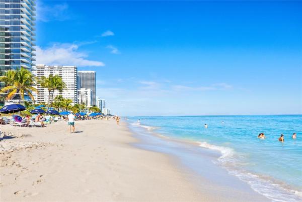 2080 Ocean Drive, 2069 S Ocean Dr #TH13, Hallandale Beach, Florida 33009, image 1